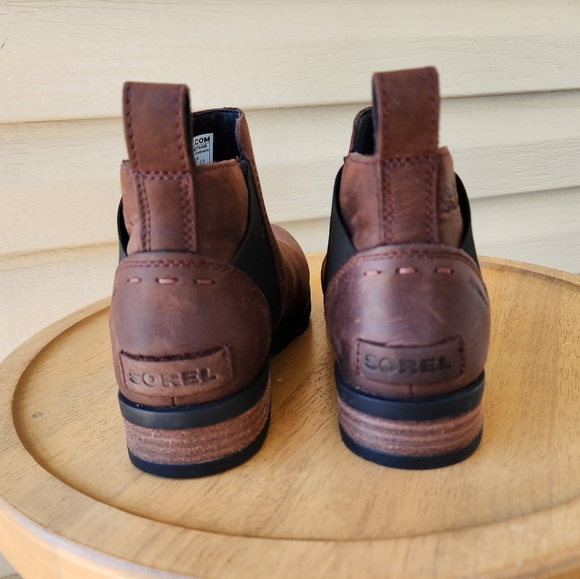 Brown Leather Ankle Boots - Picture 8 of 9